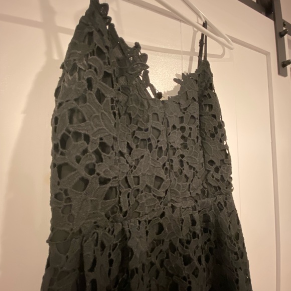 Astr the label, small, black - Picture 3 of 4